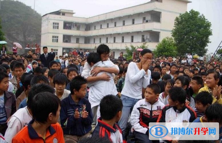 兴义顶效经济济开发区中学2018年招生计划