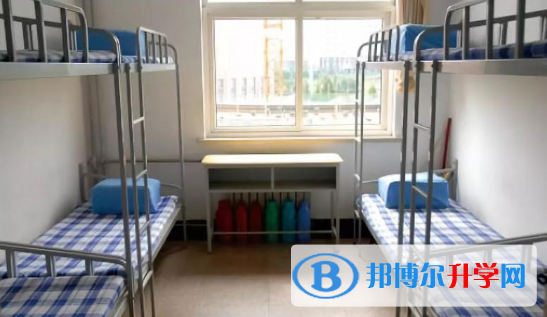 泸定县第二中学2021年宿舍条件
