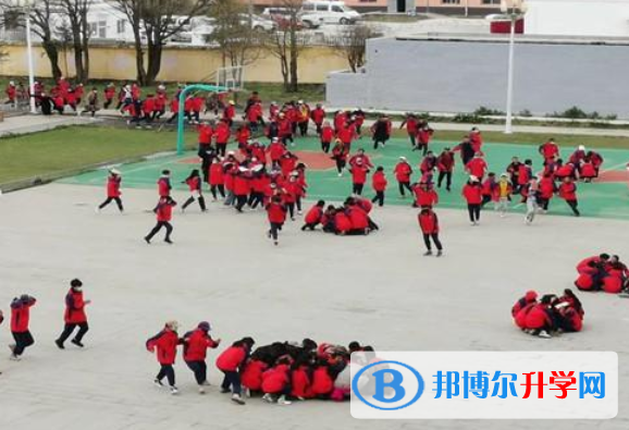 红原县中学2021年排名