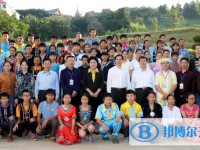 西双版纳州民族中学2025年报名条件、招生要求、招生对象