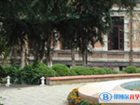 师宗县第一中学2025年招生办联系电话