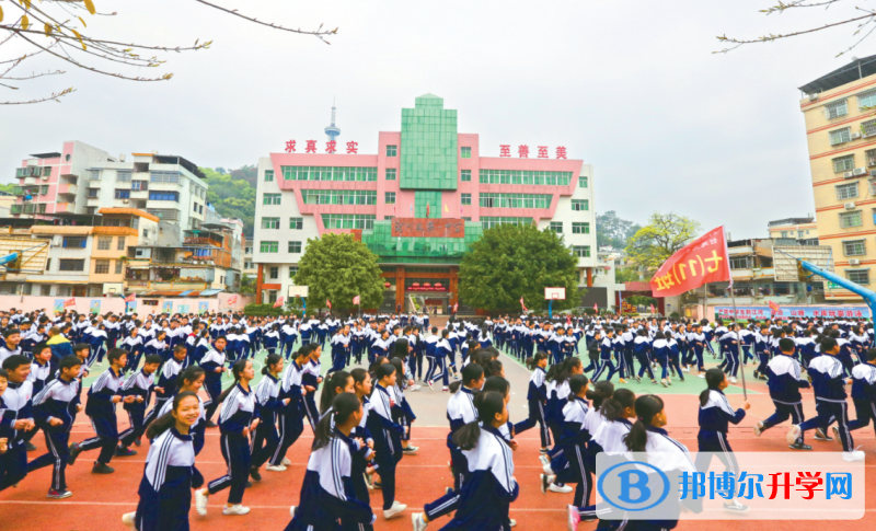龙川县第一中学地址，乘车路线