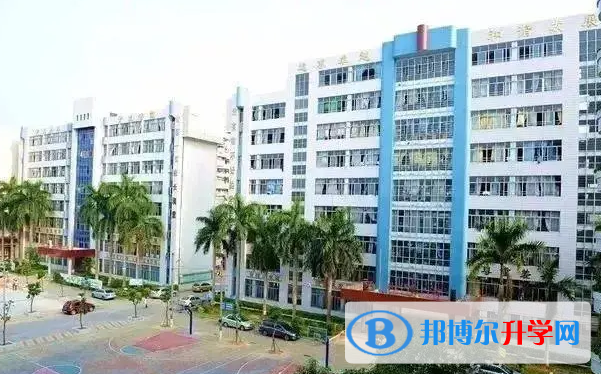 廉江第二中学地址，乘车路线
