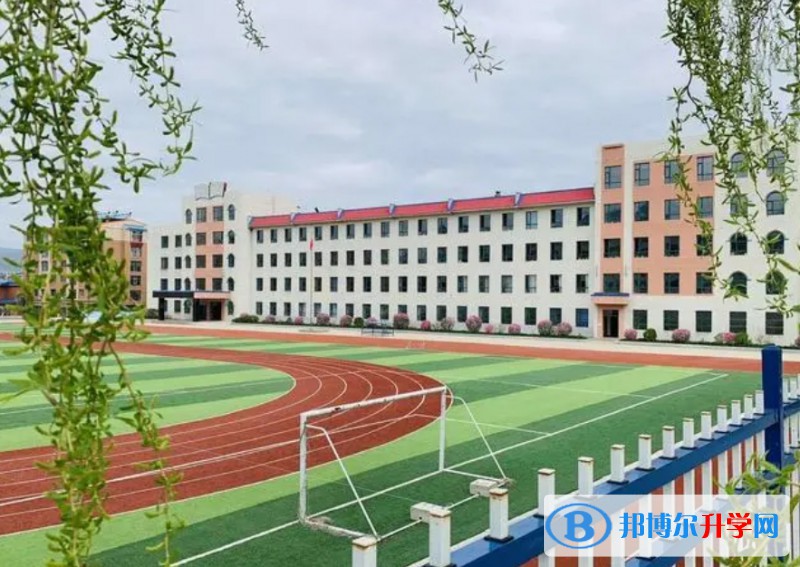 2024青冈县第六中学多少钱(学费明细)