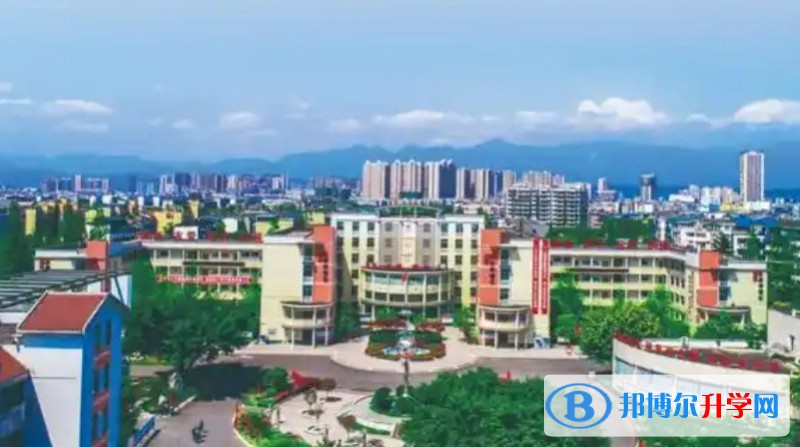 四川省绵阳江油中学地址，乘车路线