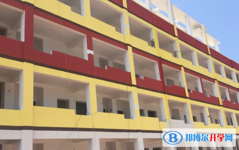 玉龙中学地址，乘车路线